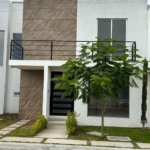 Casa en venta de 3 recamaras y 2.5 baños alberca en San Juan del Rio, Querétaro